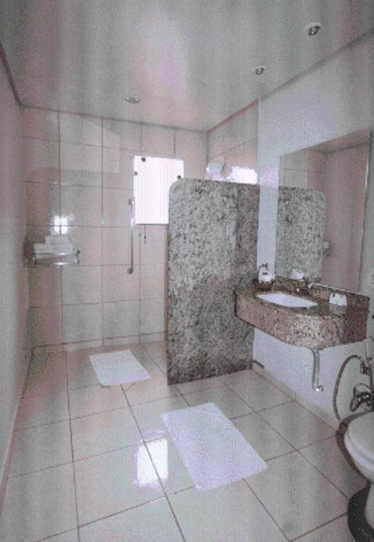 Cristal Executive Hotel Francisco Beltrão Quarto foto