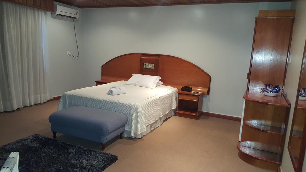 Cristal Executive Hotel Francisco Beltrão Quarto foto