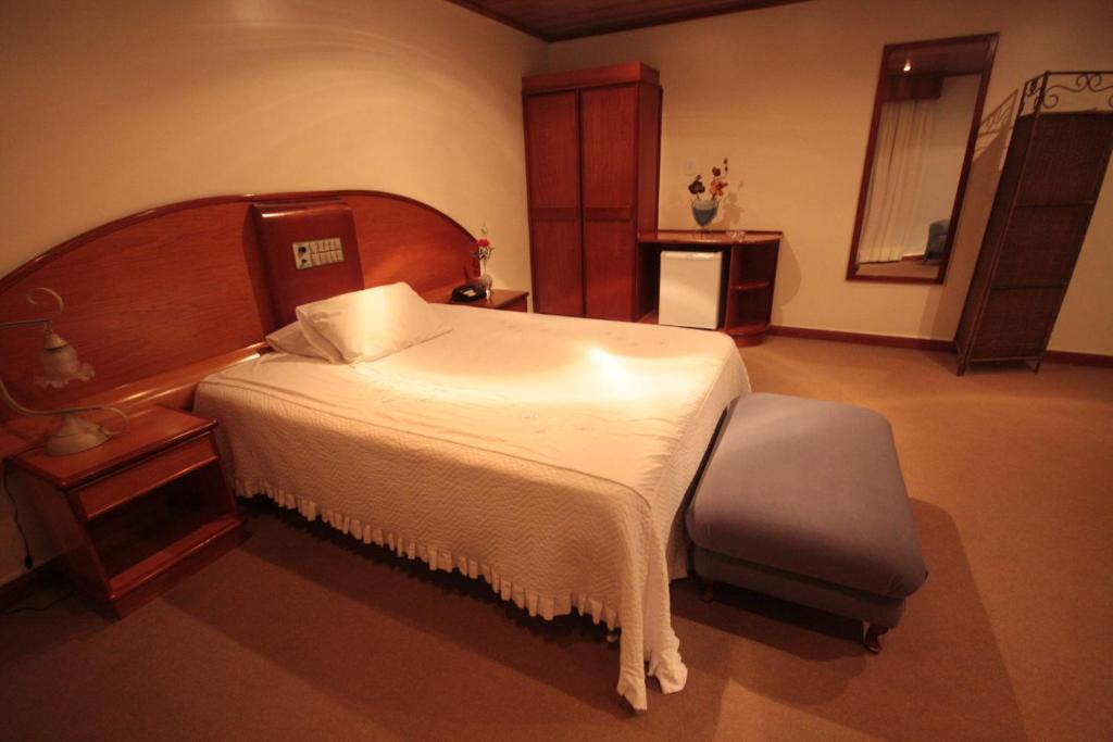 Cristal Executive Hotel Francisco Beltrão Quarto foto